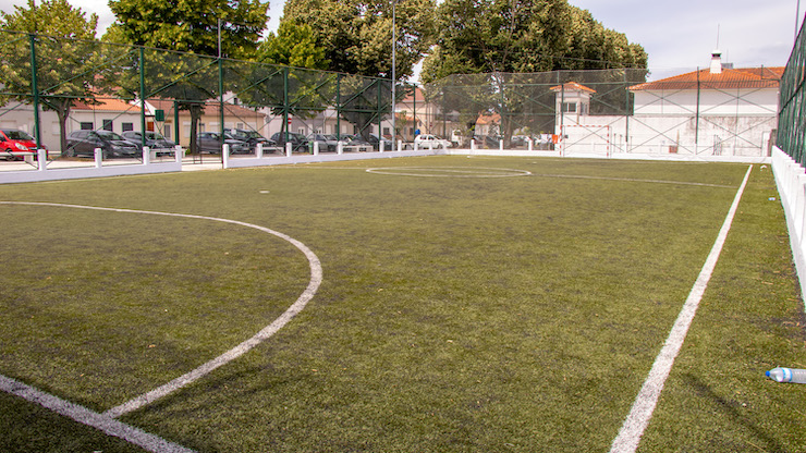 MUNICÍPIO DE VILA REAL REALIZA TRABALHOS DE MANUTENÇÃO NOS POLIVALENTES DESPORTIVOS