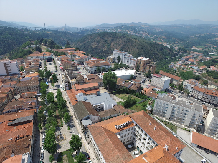 PRAZO MÉDIO DE RESPOSTA A PROCESSOS DE URBANISMO DIMINUIU PARA METADE