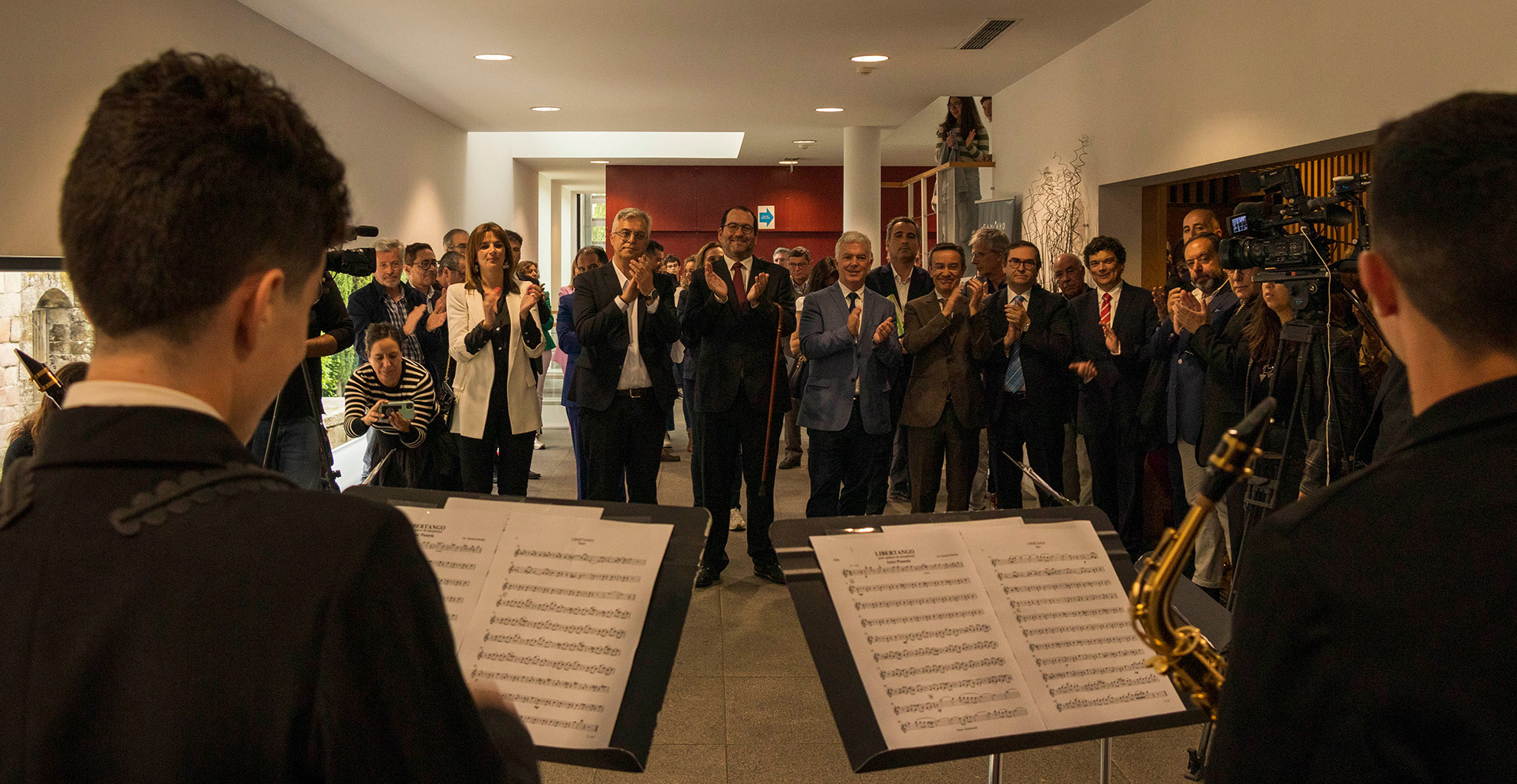 ASSINATURA DE PROTOCOLO PARA CRIAÇÃO DE ESCOLA PÚBLICA DE MÚSICA EM VILA REAL