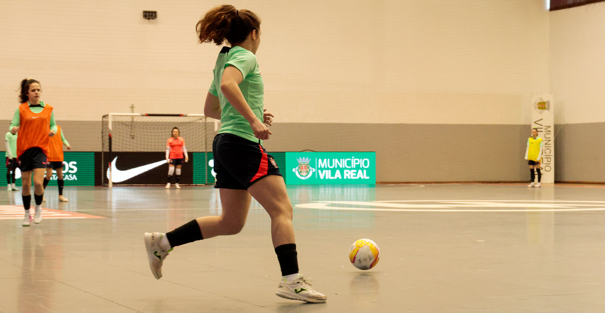 PAVILHÃO DOS DESPORTOS ACOLHE DOIS JOGOS DE PREPARAÇÃO DA SELEÇÃO NACIONAL DE FUTSAL FEMININO