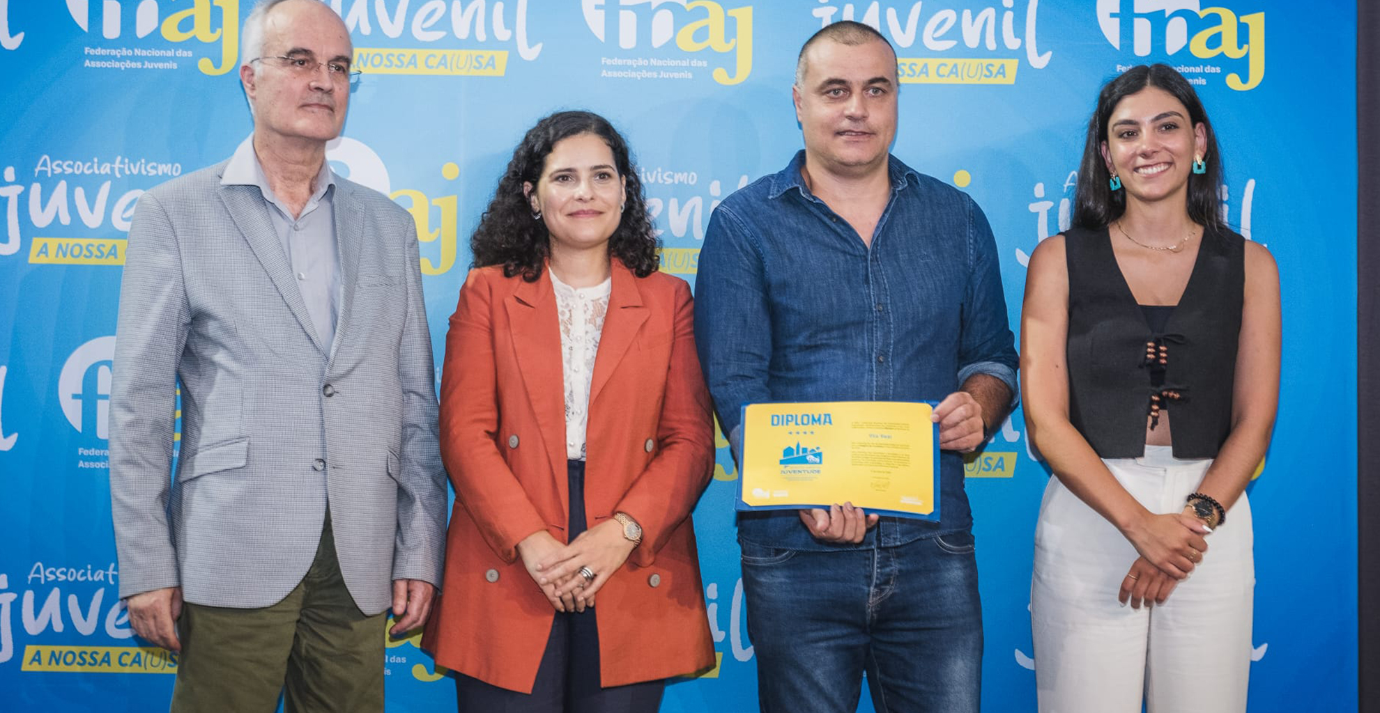 MUNICÍPIO DE VILA REAL RECEBE O SELO DE MUNICÍPIO AMIGO DA JUVENTUDE